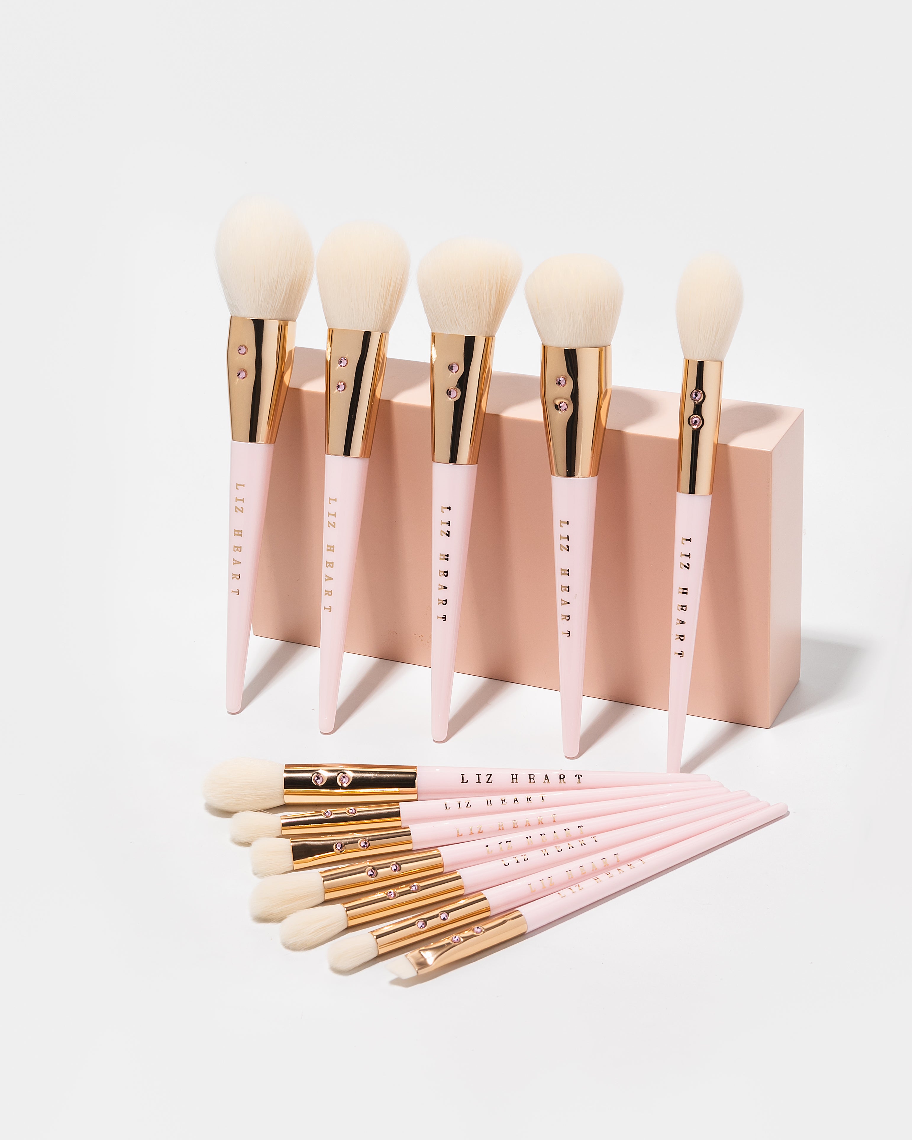 FLUFFMEDIA--11_3.jpg?v=