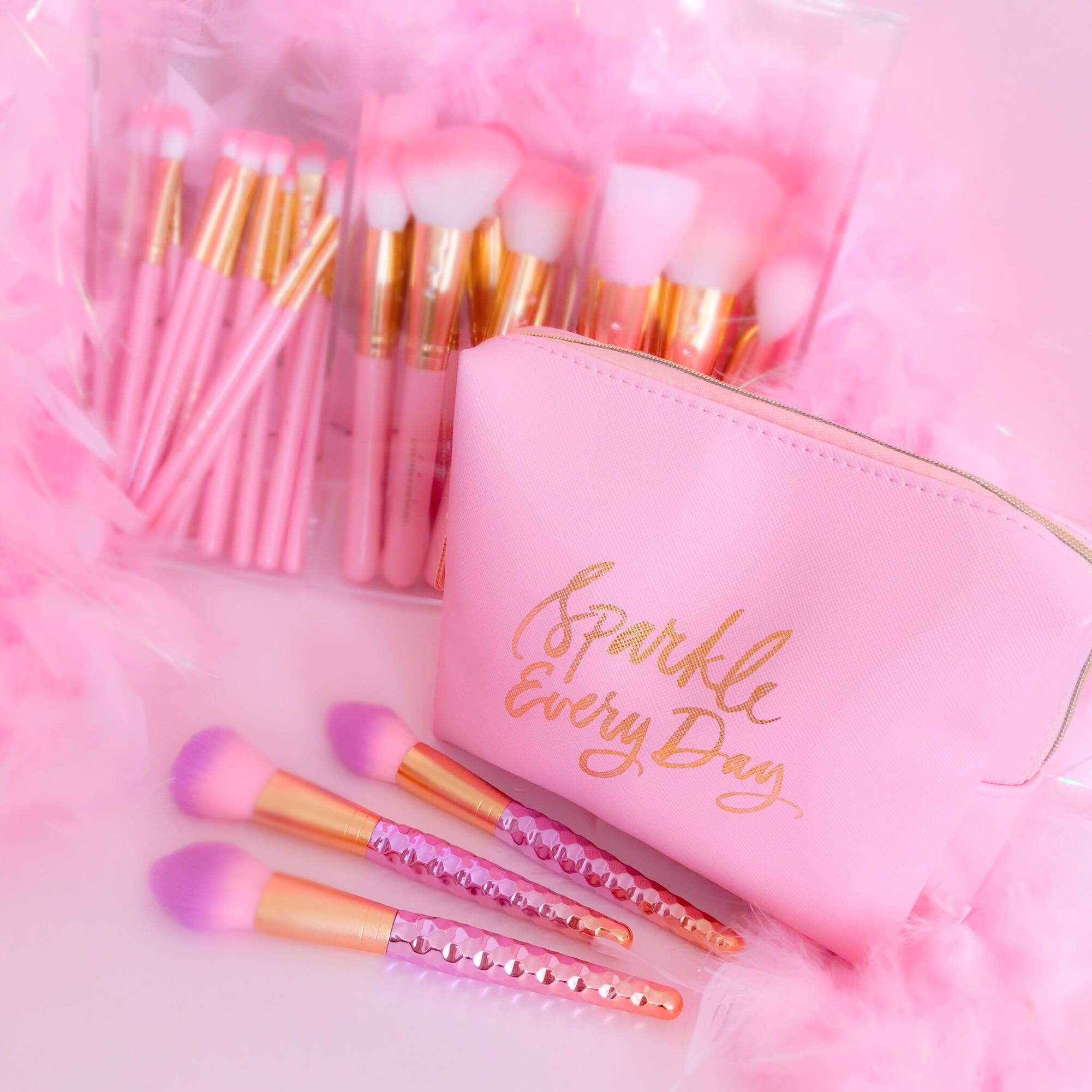 Pink Travel Makeup Case💕 – slmissglambeauty